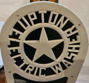 Whirlpool Corporation Logo (1911 - 1929)